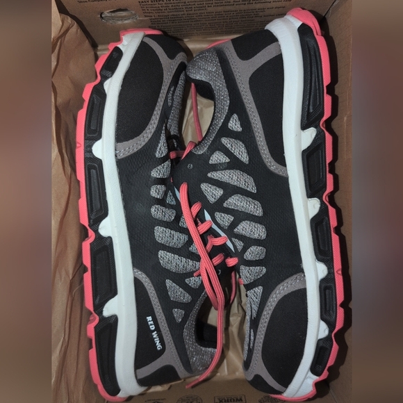 Women's Black and Pink Red Wing Shoes Size 10 - Picture 1 of 3